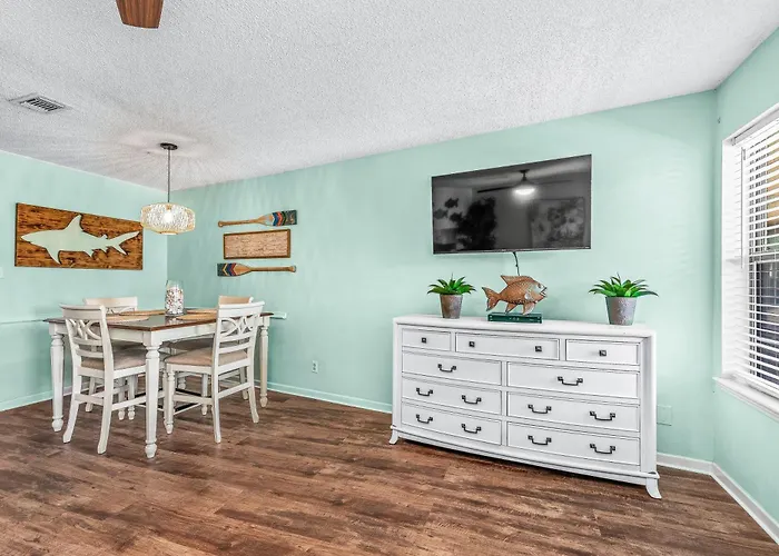 Beachy Living Aparthotel Gulf Shores